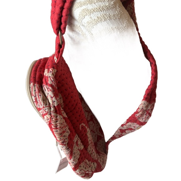 Kantha Sling Bag /Wine bag holder. What a gift A bottle of Merlot ??? - Picture 12 of 15